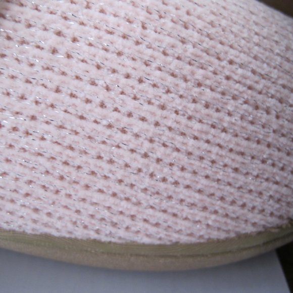 Isotoner Signature Clog Slippers - Picture 5 of 10